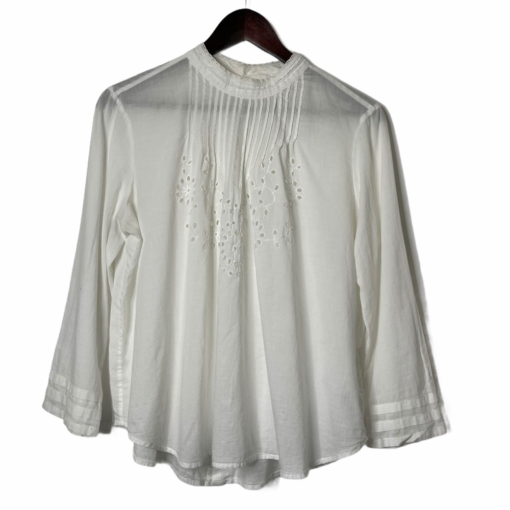 Gap Optic White Detailed Long Sleeve Top